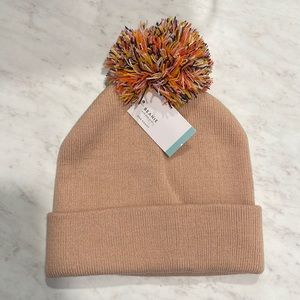 Knit Cuffed Beanie w/ Pom-Pom